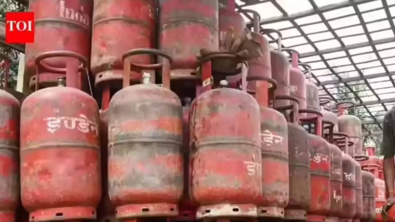 7kg or 10kg switch in the offing? LPG dealers wary, consumers worried