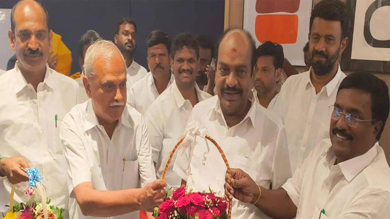 Puducherry assembly polls: Seat deadlock ends; Congress gets 16, DMK 14