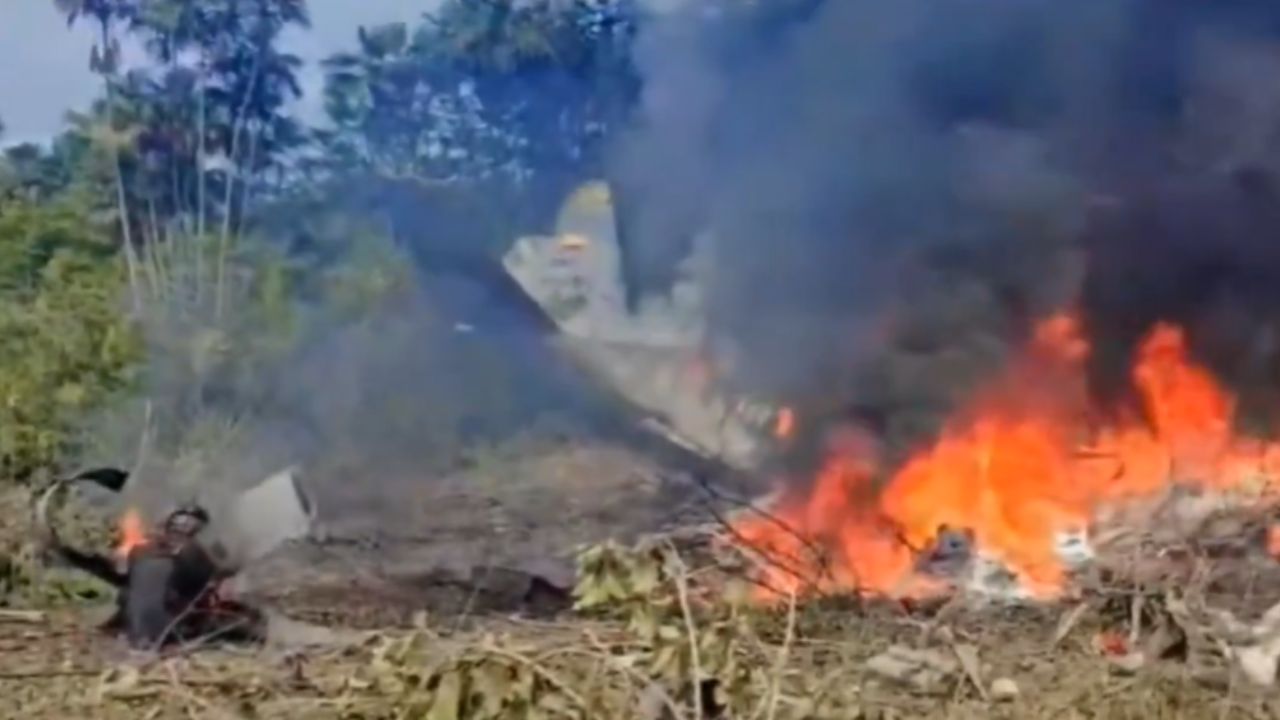 Military plane carrying troops crashes in Colombia: Death toll climbs to 66, many injured