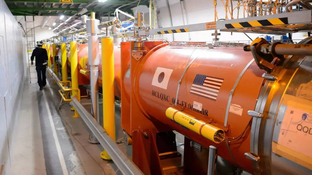 A road trip like no other: CERN transports antimatter by truck for the first time – here’s why