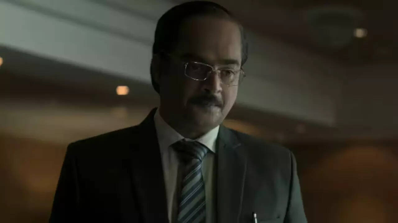 R Madhavan clarifies after FIR over Dhurandhar 2, says he put out cigarette