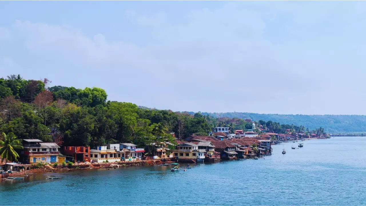 Idyllic coastal town of Ratnagiri