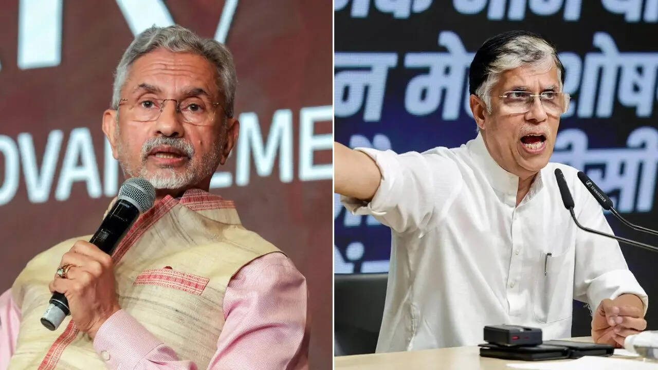 ‘Desperate to mediate Russia-Ukraine’: Congress takes ‘selective brokering’ jab at Jaishankar over ‘dalaal’ remark