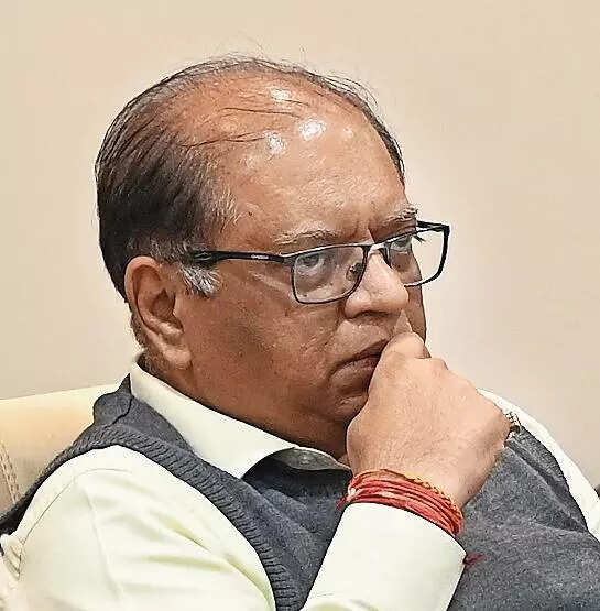 Gujarat government reappoints Patelia as roads and buildings secretary, Khatale is Gandhinagar district collector