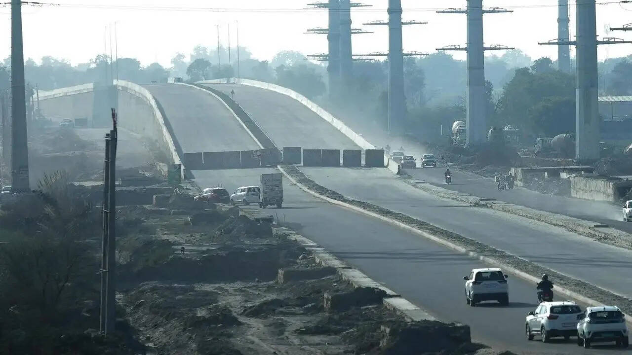 Iran war hits supply of bitumen, holds up Gurgaon–Pataudi–Rewari highway