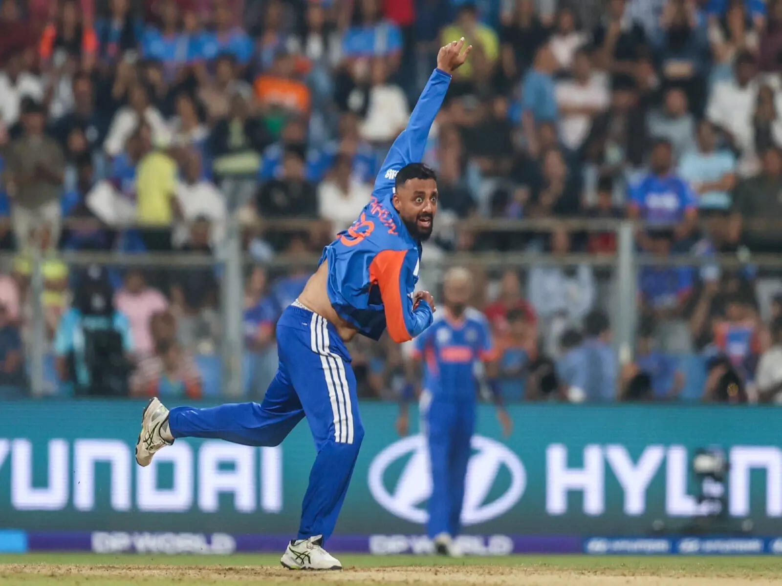 Varun Chakaravarthy's confidence goes down once he gets attacked, says Ashwin