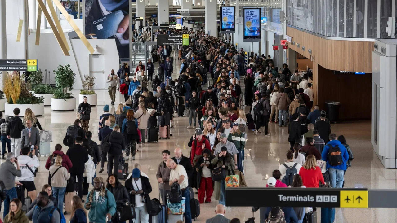 US airports to shut down? TSA warns of 'dire situation' amid funding deadlock