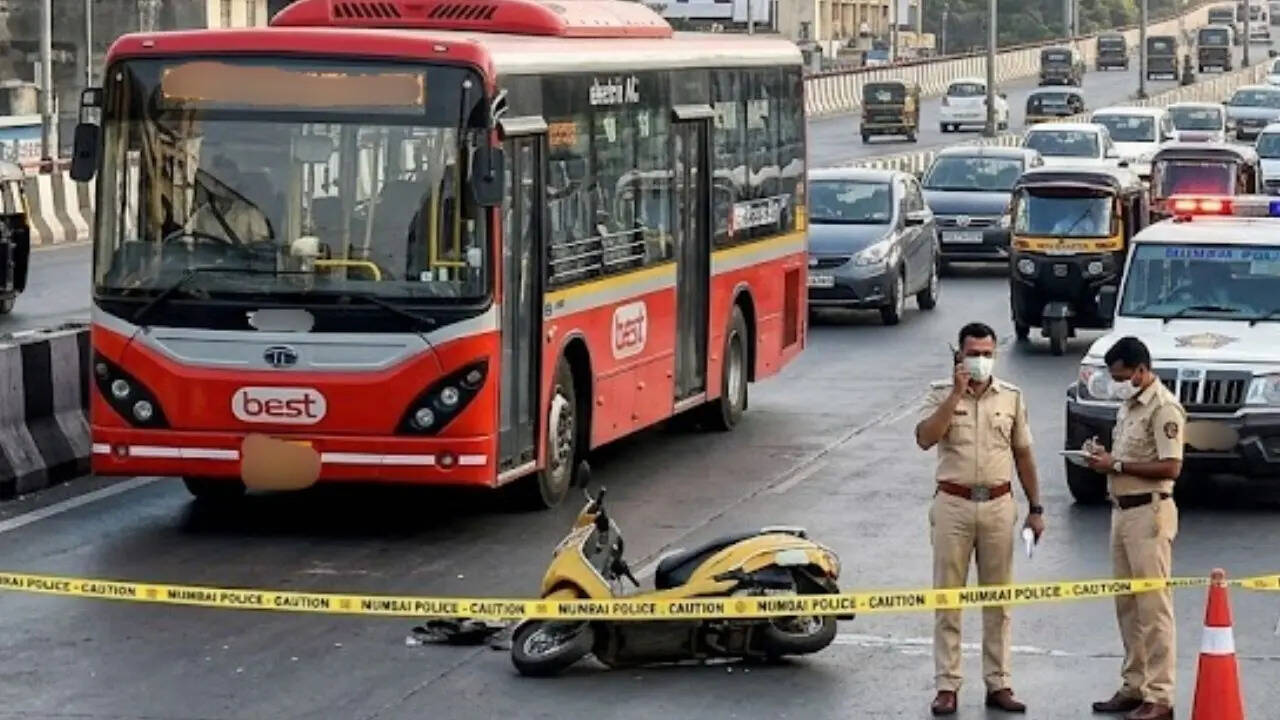 Priest on scooter killed by BEST e-bus on SCLR in Mumbai’s Kurla