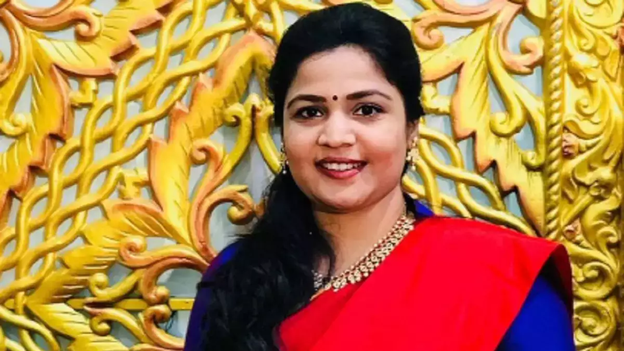 TVK supporters harassing me online, says actor Ranjana Nachiyar; complaint filed