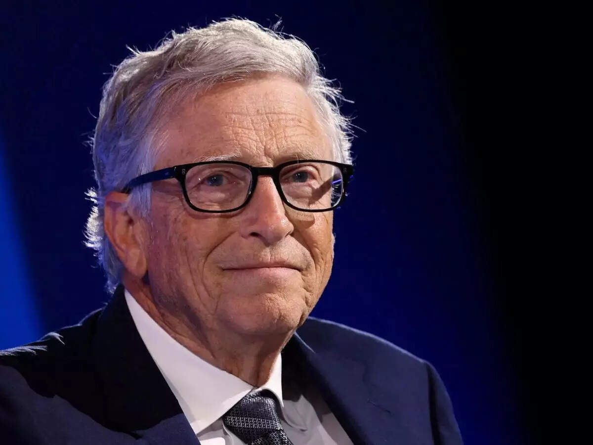 Gates adviser served as conduit to Epstein, discussed ‘hot girls’