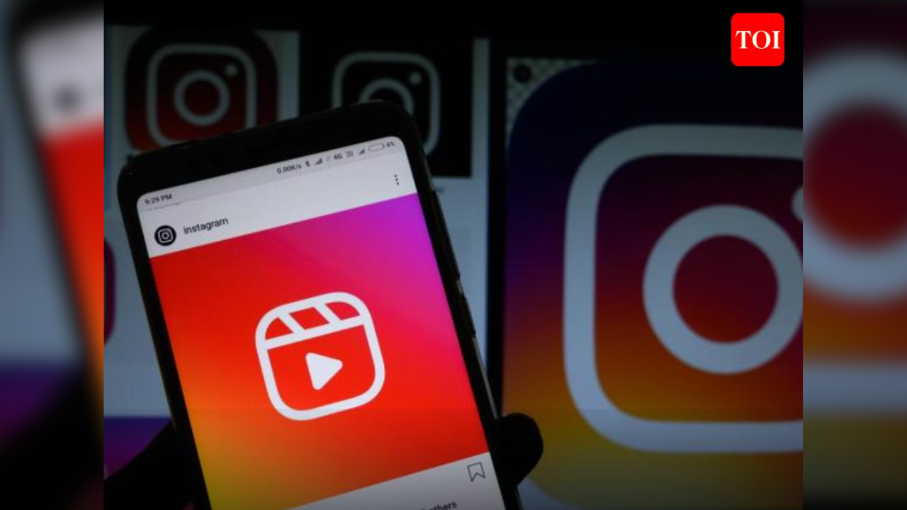 Faridabad teachers pulled up over reels during school farewell; education department bans videos on campus