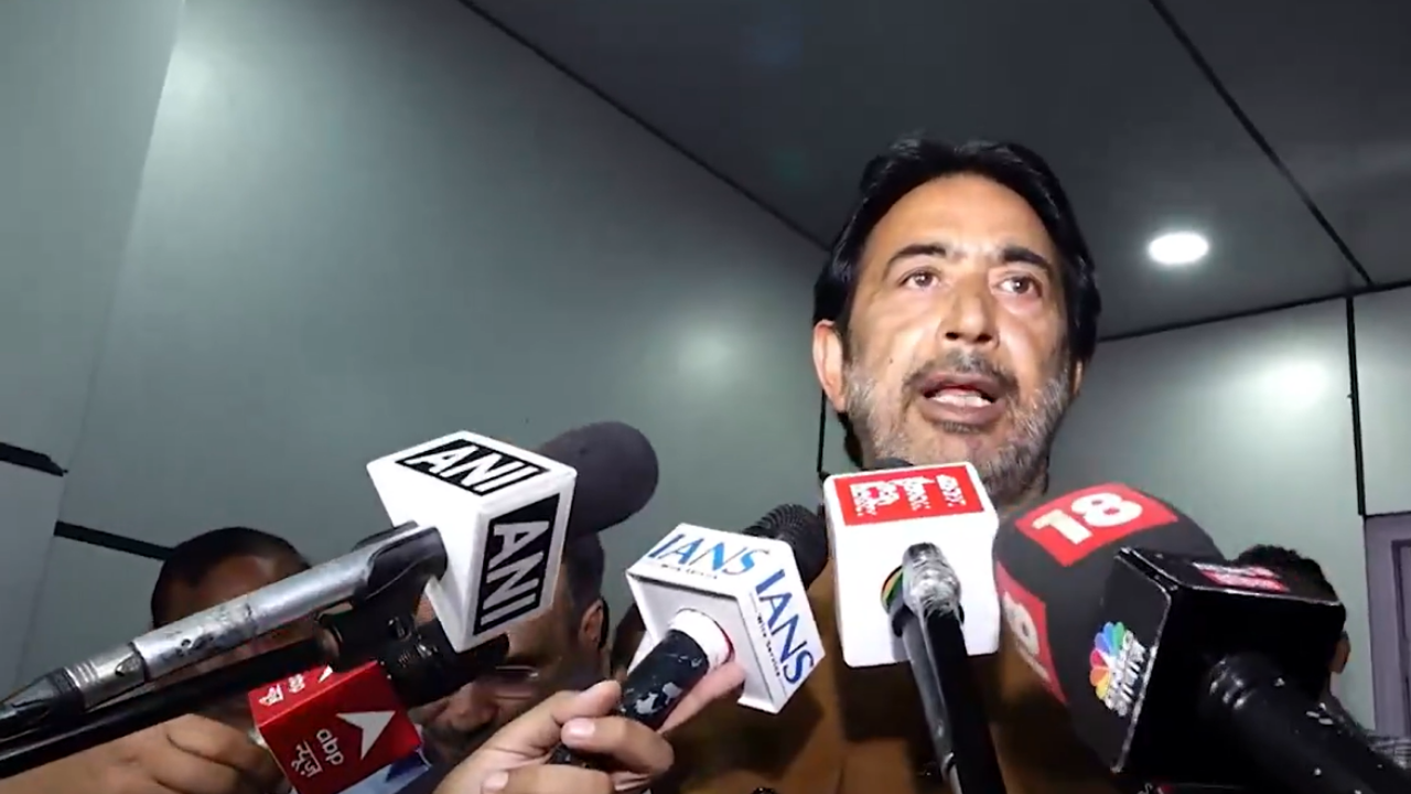 ‘No seat vacant’: Congress to take on Mamata with ‘big leader’, contest all 294 in Bengal polls