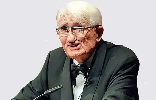 Public-private partnerships: Habermas on modernity