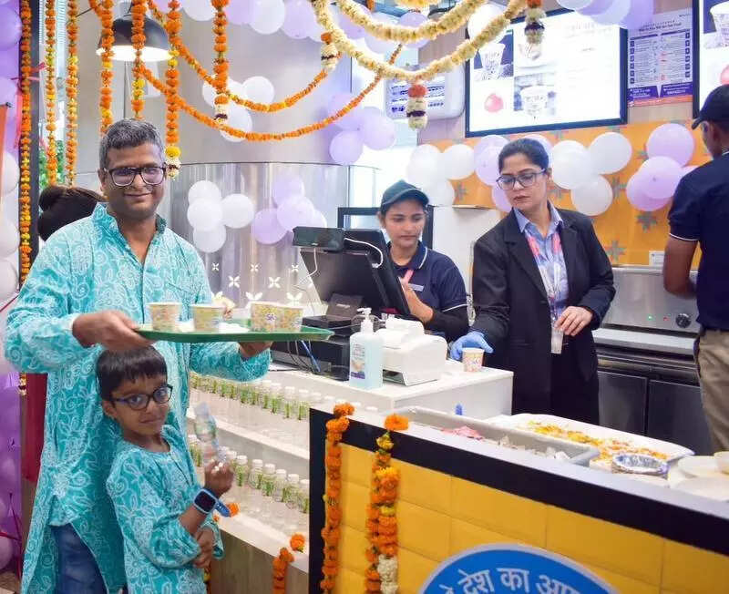 ‘Udaan Yatri Cafe’ starts at Lucknow airport