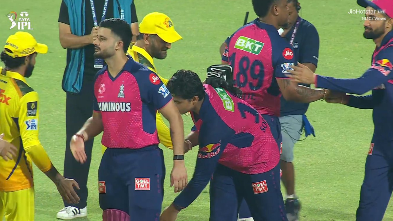 Vaibhav Suryavanshi touching the feet of MS Dhoni after the match