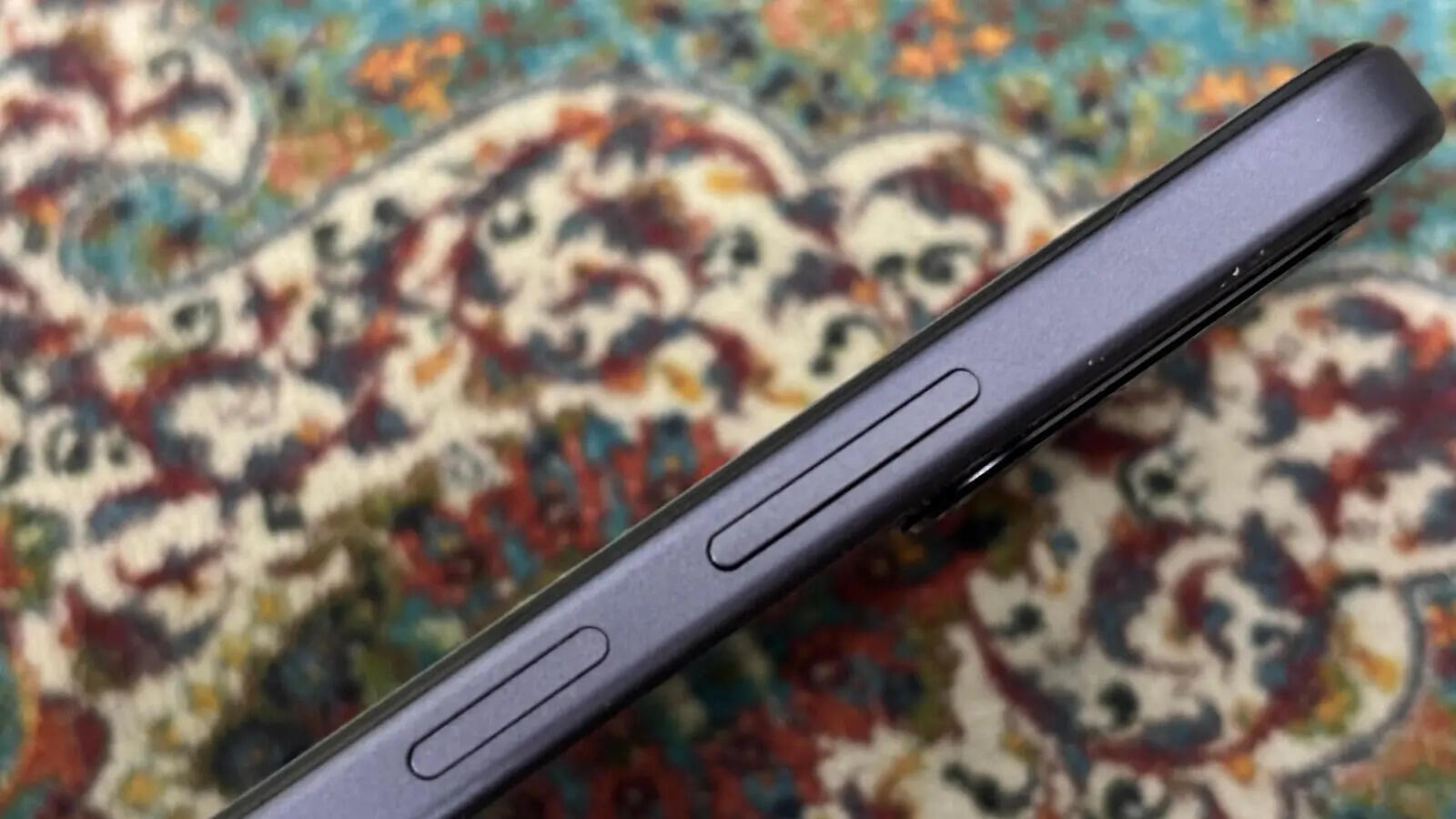 Power button and volume rockers