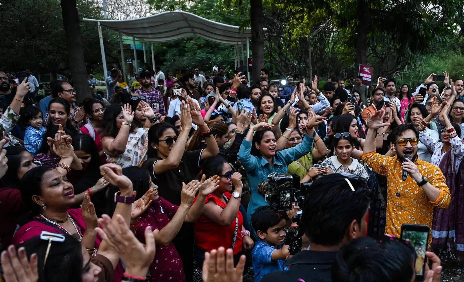 <p>Bhajan clubbing has blossomed in recent months with social media overflowing with images of people dancing to a blend of bhajans sent to DJ tracks</p>