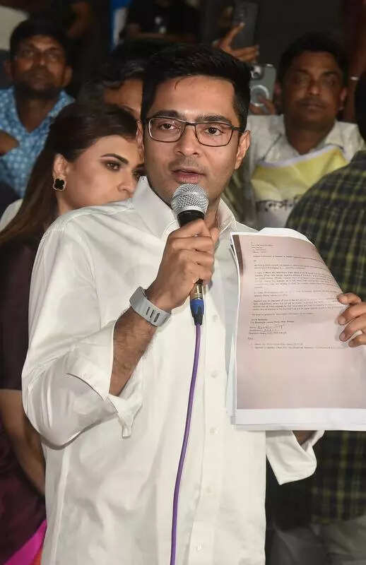 ‘30,000 submissions in 6 hours’: Abhishek alleges Form 6 scam