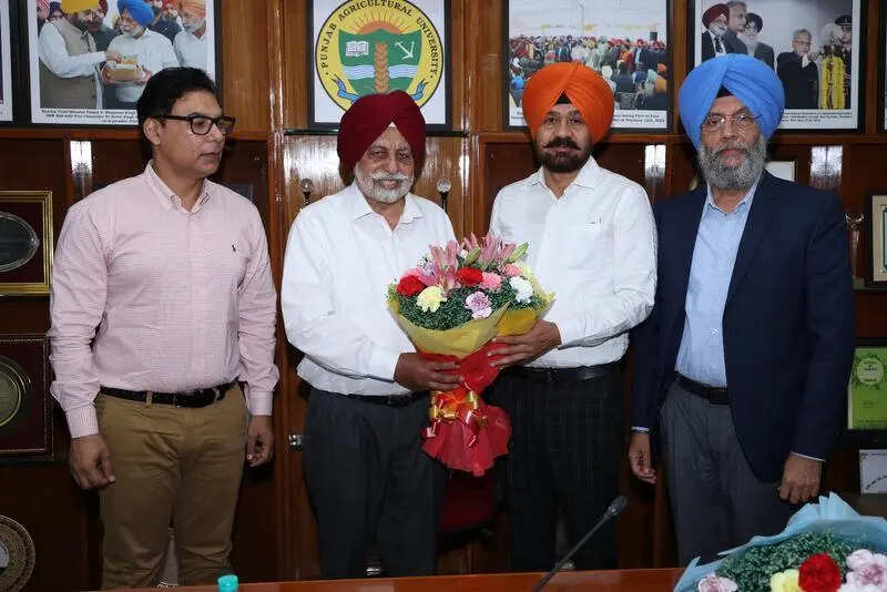 PAU bids adieu to Dr Gill, Dr Jaura on superannuation