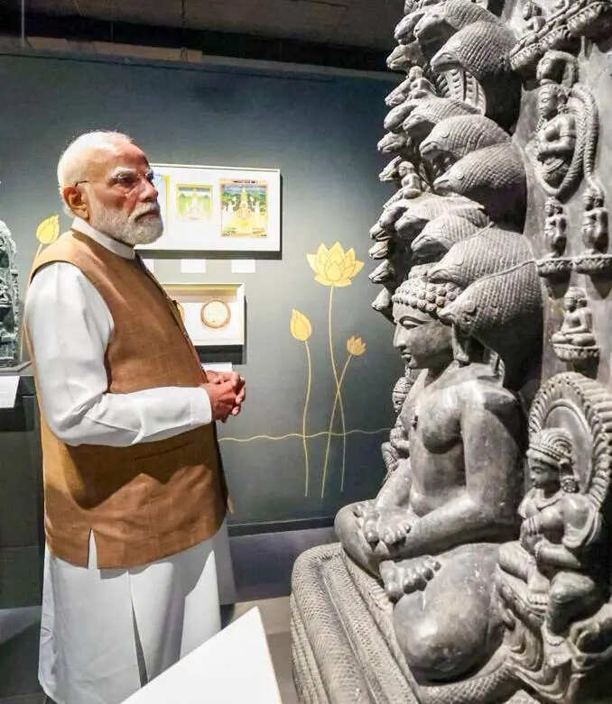 Samrat Samprati Museum spreads message of peace, says PM