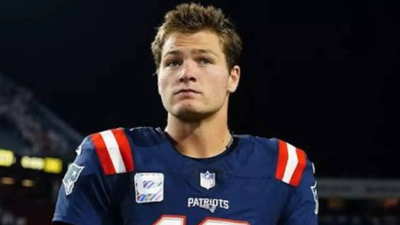 Patriots QB Drake Maye shaves head, stuns fans with his new look for a wholesome reason