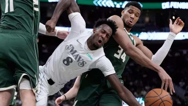 Dallas Mavericks vs Milwaukee Bucks