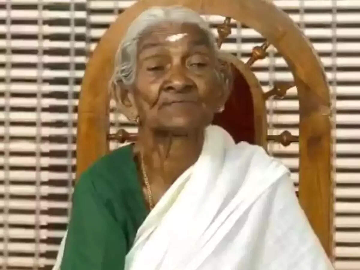 oldest literacy learner karthyayani amma passed away