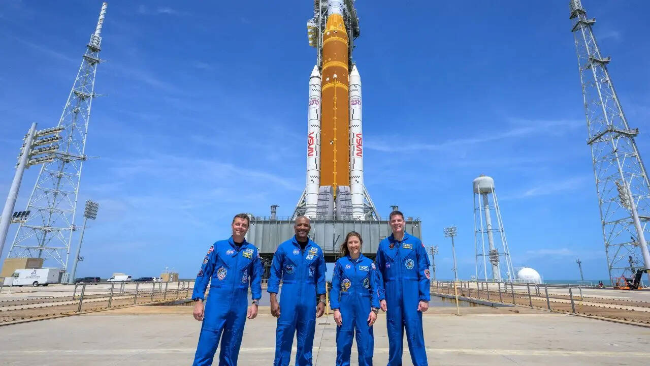 Artemis II crew members