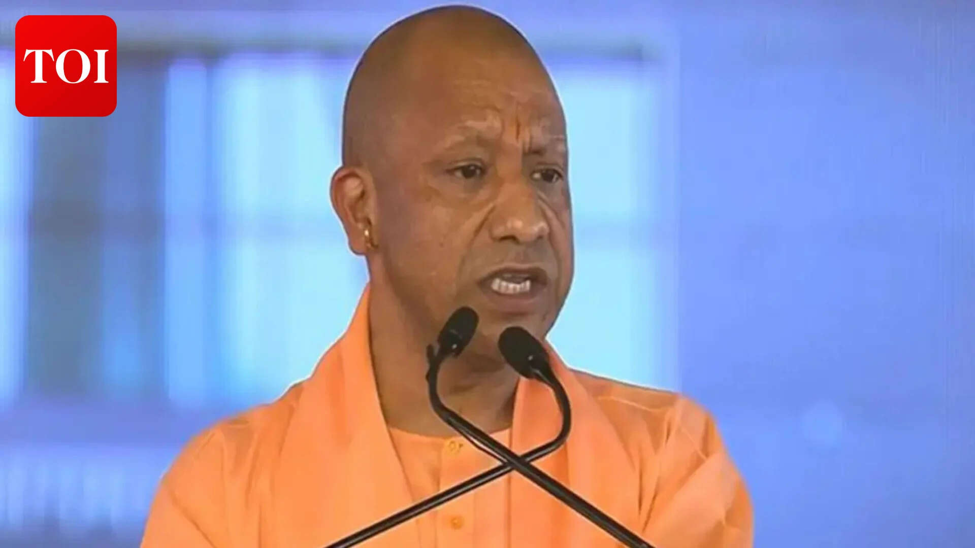 Uttar Pradesh CM Yogi flags off 250 electric, CNG vehicles; reinforces ‘clean, smart, green’ vision for Lucknow