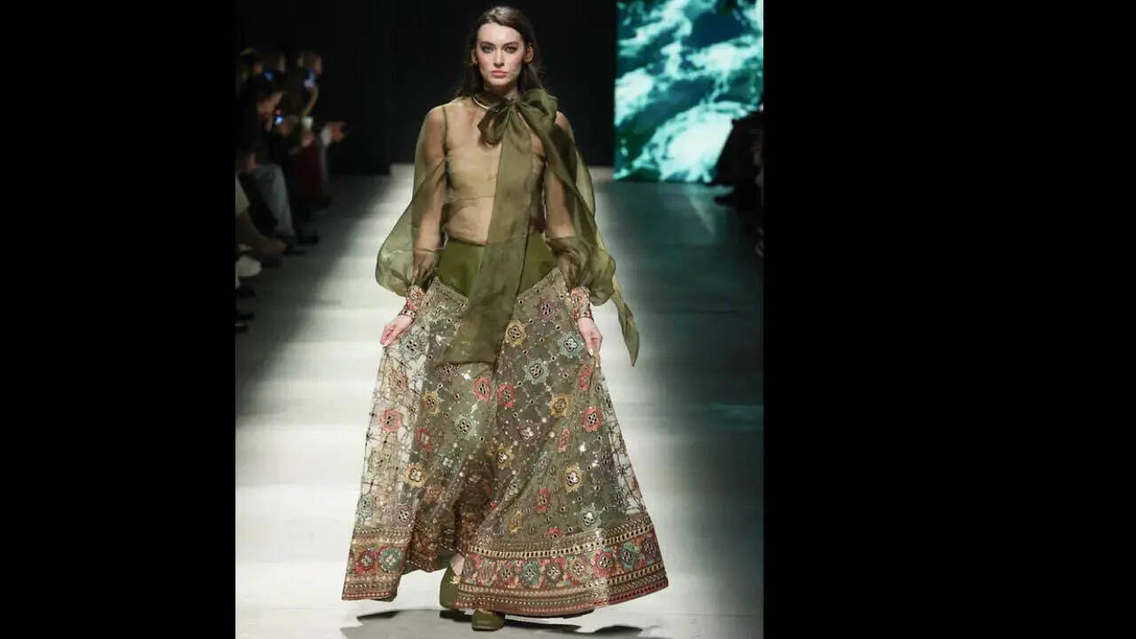 Talking about how Indian craft influenced her collection, the designer shared, "I lived in Calcutta for 12 years, and in fact, that’s where it all started for me professionally as a designer and where I discovered my passion for design