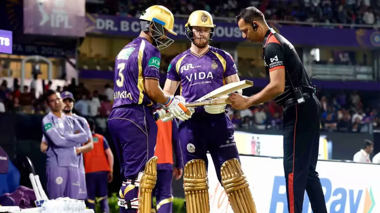 IPL Live Score: KKR lose Green after bizarre mix-up in 227 chase