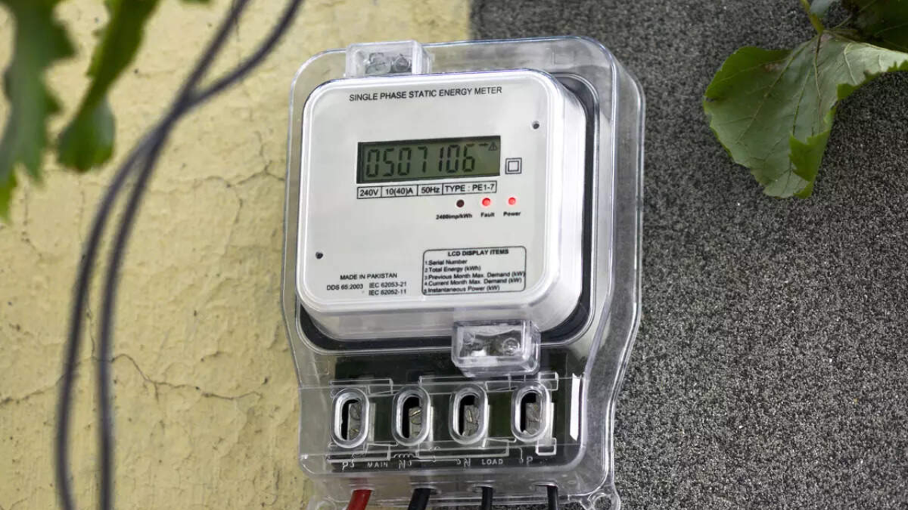 Prepaid smart electricity meters are optional, not mandatory, MoP tells Lok Sabha