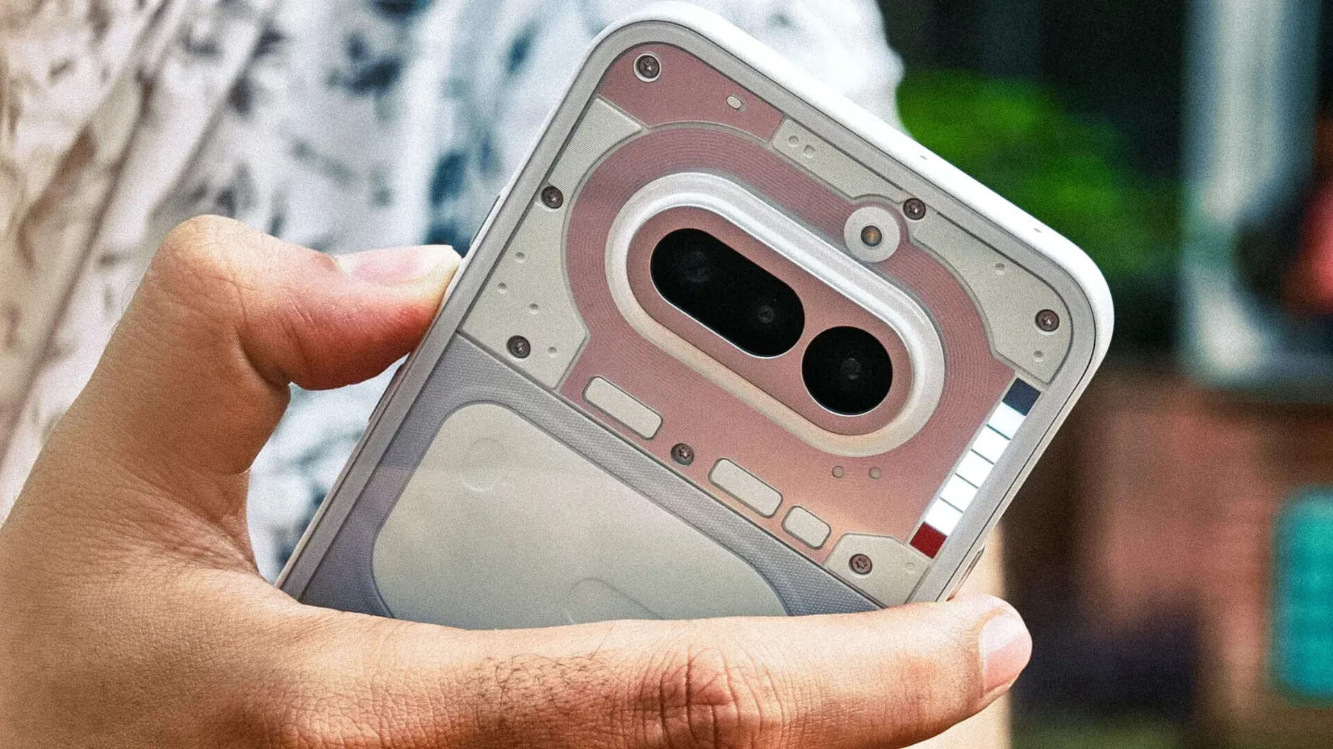 63 LEDs, six zones, 3,500 nits. Still partly a gimmick. Increasingly a feature.