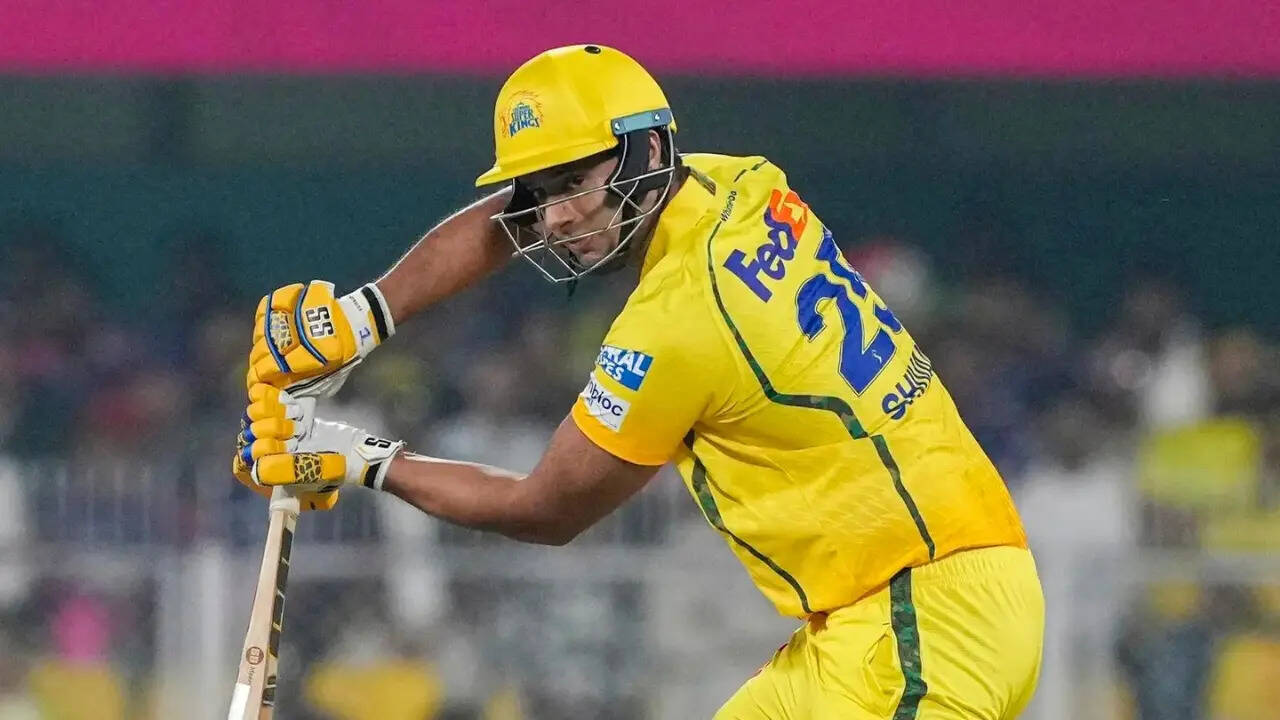 IPL Live Score: Sarfaraz Khan’s cameo ends, CSK rely on Dube at death