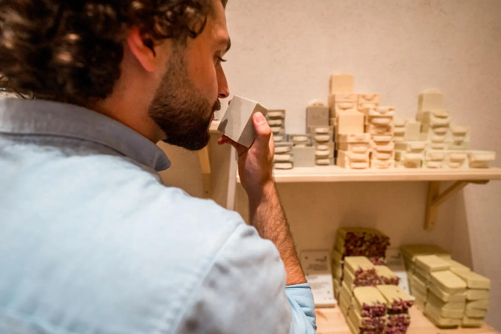 Expert reveals why shoppers are choosing low-waste, skin-friendly soap formulations over synthetic options