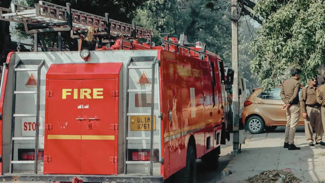 10 injured as fire breaks out at ONGC Mumbai High platform