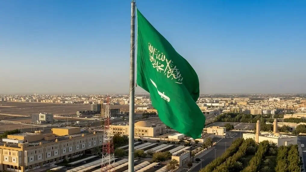 Saudi travel ban: New rules bring up to SR30,000 fine, 5-year ban for restricted countries