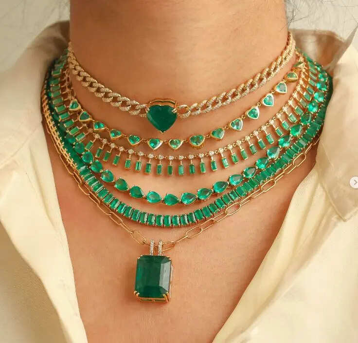 From Sapphire to Emerald: How to Wear Colour Jewellery Without Clashing