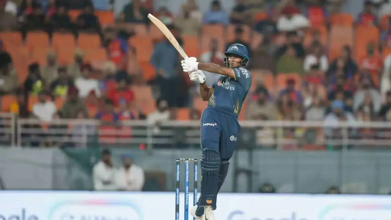 GT vs RR Live, IPL: Ravi Bishnoi strikes thrice, dents GT chase