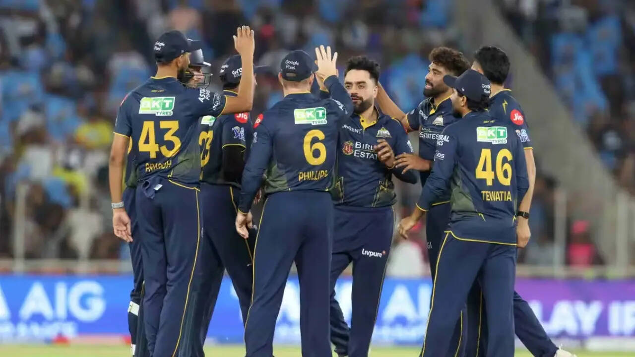 GT vs RR Live, IPL: Jaiswal, Riyan Parag fall in quick succession as RR lose momentum