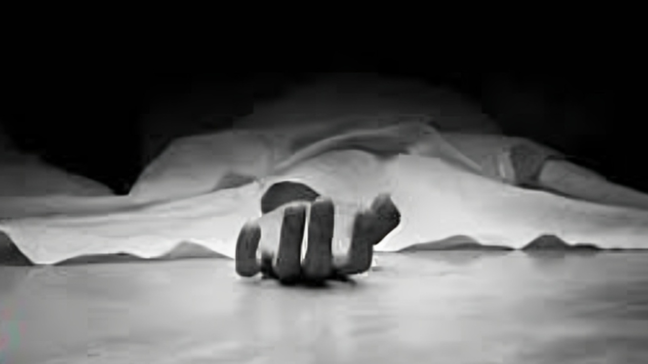 'Bas 5 min keh kar gayi thi': Stabbed 15-year-old girl, left to bleed for 20 minutes, dies