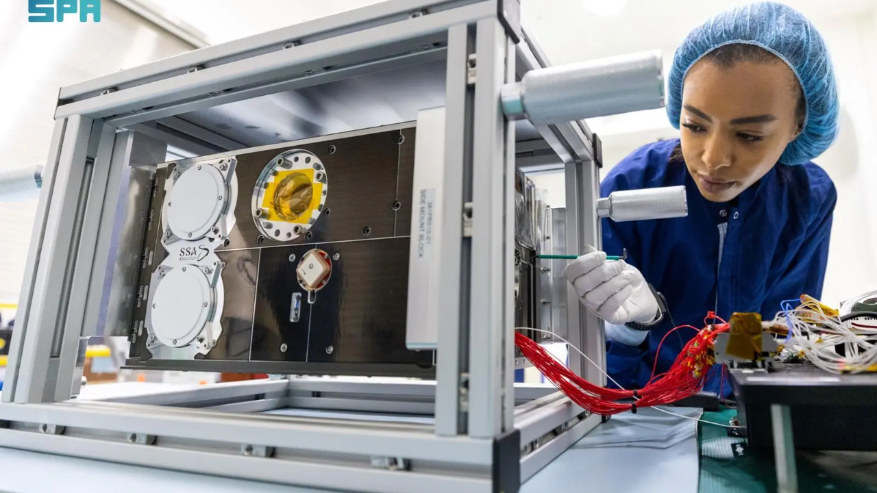 The Kingdom and the Moon