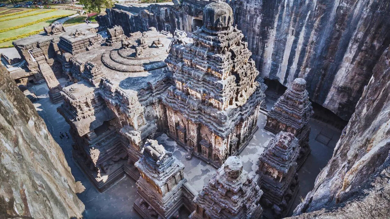 Ellora kailasa temple