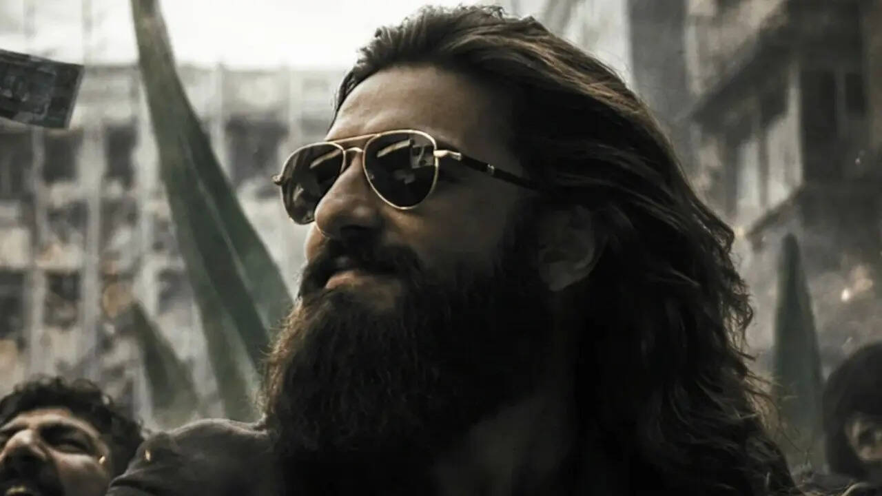 'Dhurandhar 2' becomes the 1st Hindi film to cross Rs 1000 cr net in India