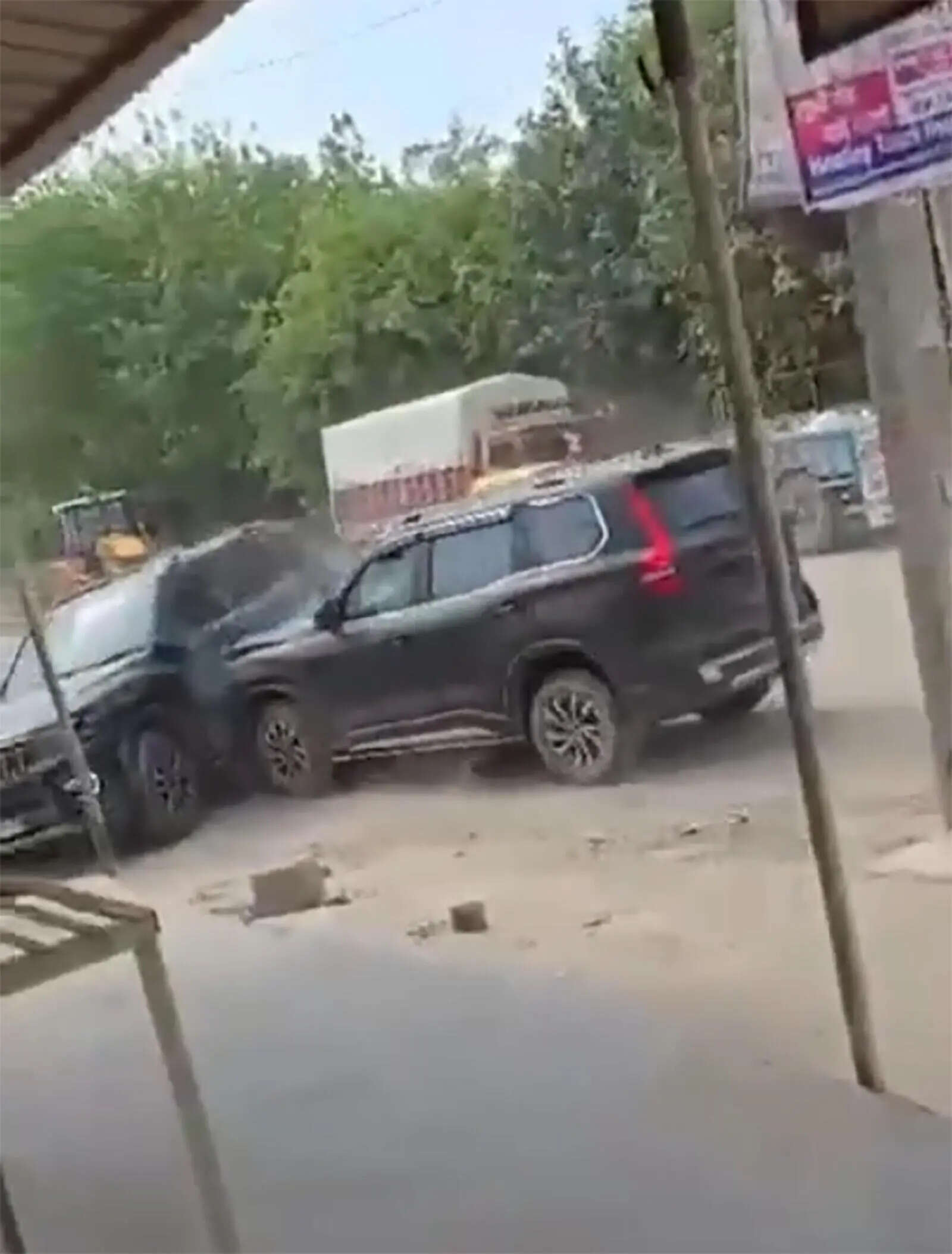 Two friends ram SUVs into each other in Gurgaon road rage