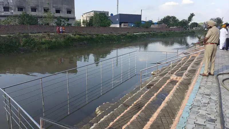 Baisakhi dip back at Dariya as MP claims water quality milestone