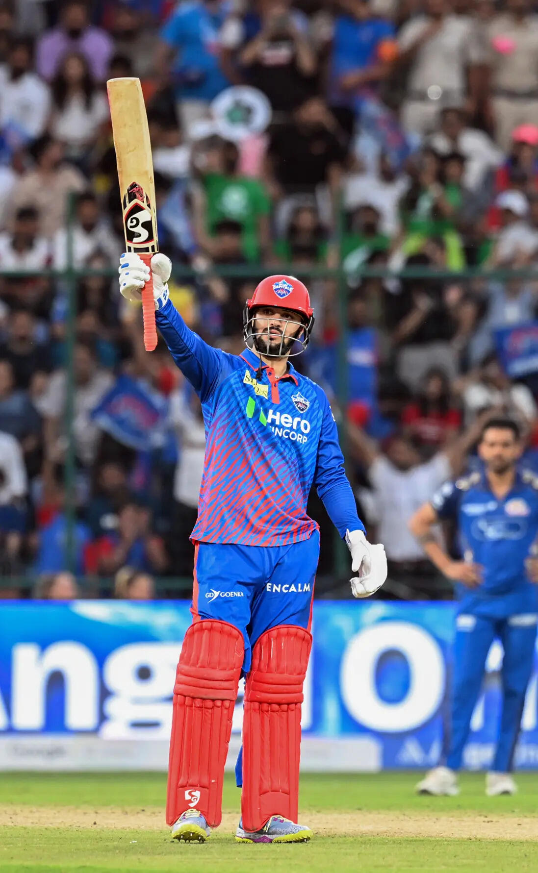 New Delhi, Apr 04 (ANI): Delhi Capitals' Batter Sameer Rizvi celebrates his half...