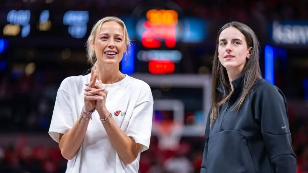 Will Sophie Cunningham stay with Caitlin Clark-led Indiana Fever?