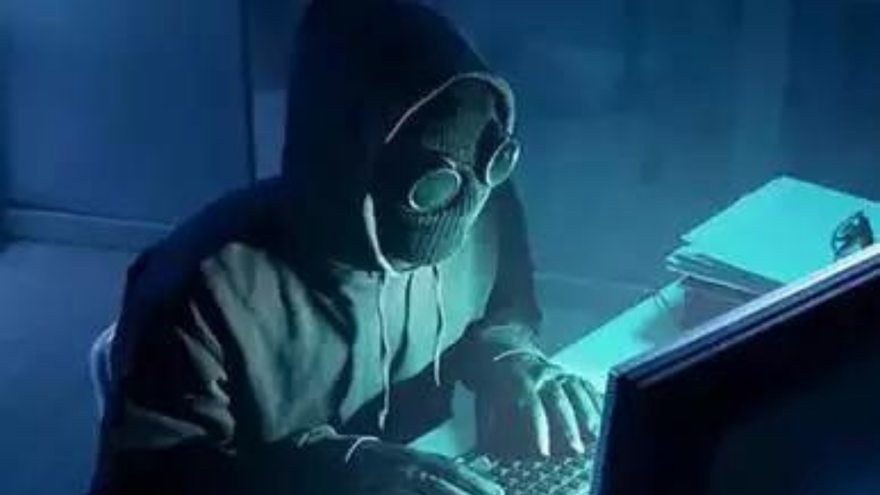 Delhi Police bust Rs 300 crore international cyber fraud syndicate; kingpin with Cambodia links held at airport