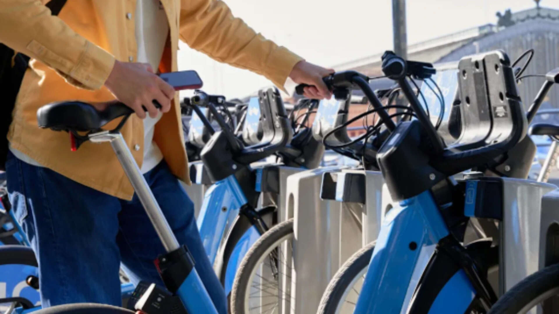 Florida man crashes electric bike into tricycle, found with three marijuana cigarettes